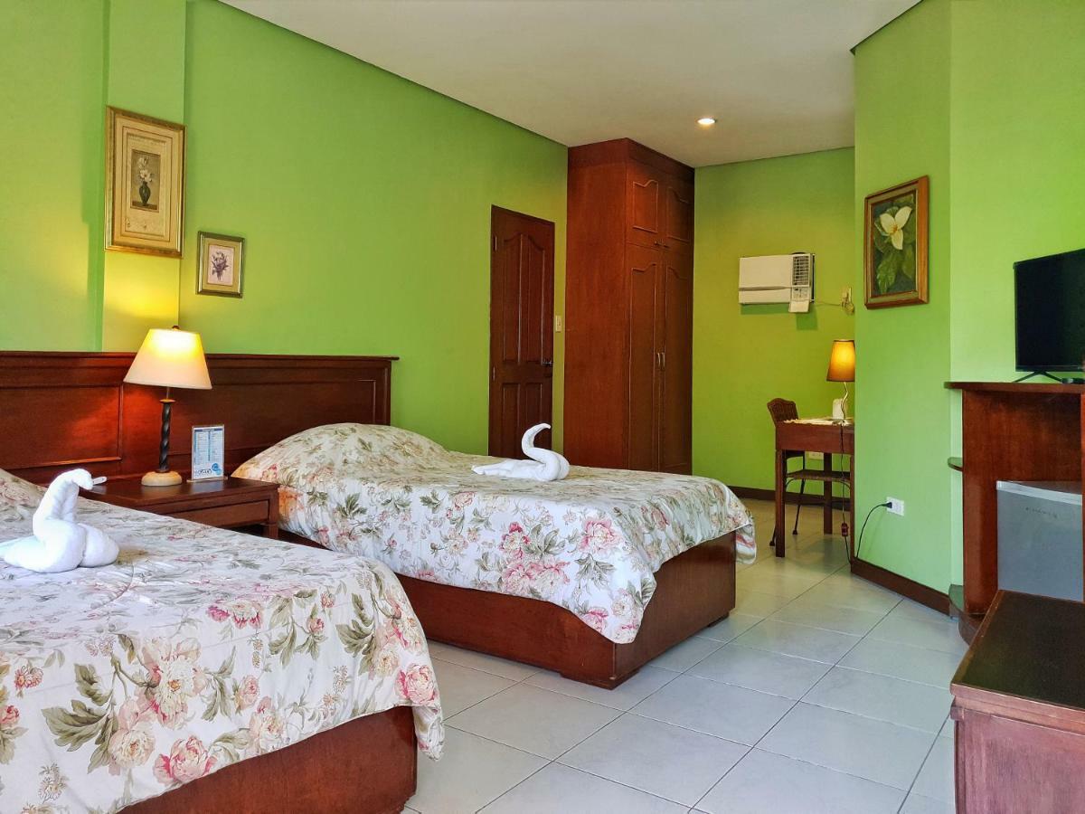 Playa Papagayo Beach Inn Olongapo Eksteriør billede