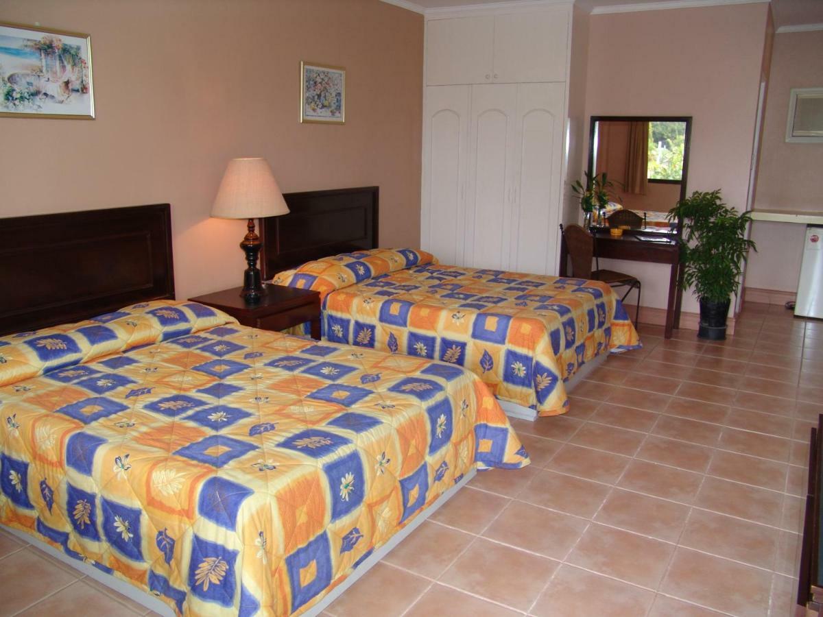 Playa Papagayo Beach Inn Olongapo Eksteriør billede